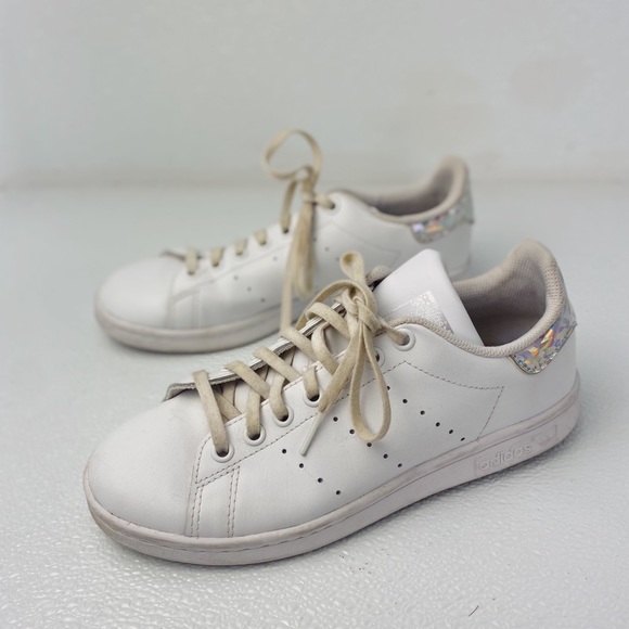 ADIDAS Stan Smith Iridescent Heel White Sneakers Youth 5.5 - Picture 1 of 8